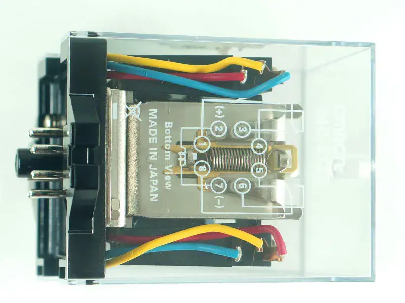 Przekaźnik Omron G4Q-212S DC24V