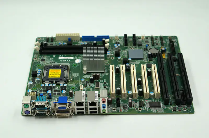 DFI EL620-C 774-EL6201-100G Motherboard