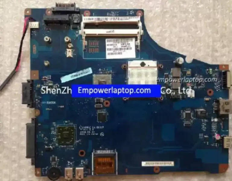Płyta główna Toshiba SATELLITE L450 L450D LA-5831P K000085470