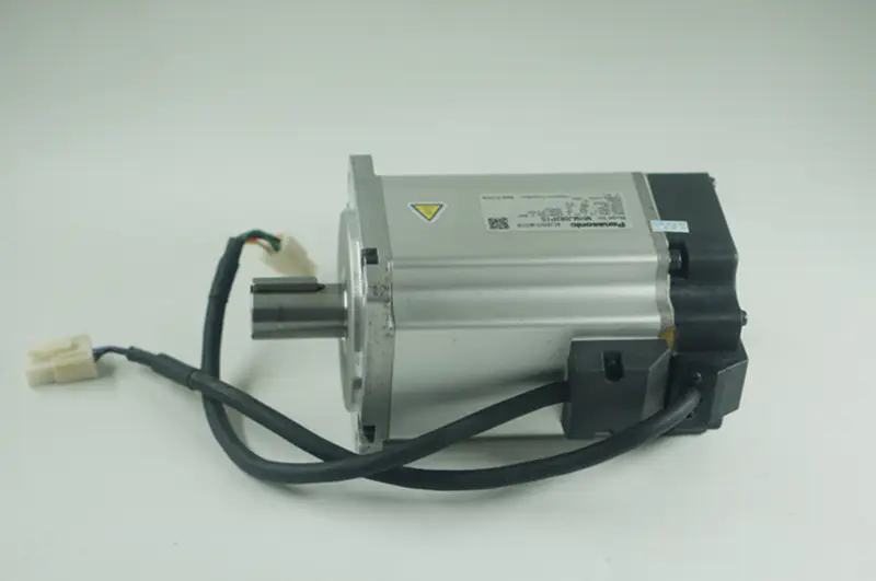 Silnik serwo 143-a30-b 1500w do odkurzacza MHMJ082P1S MHMJ082P1S