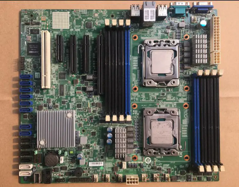 Karta sieciowa 82580EB E1G44HT I340T4 Gigabit Ethernet Server Adapter PCI Express X4 1G