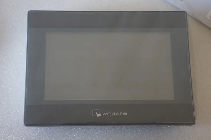 Interfejs człowiek-maszyna Weintek MT8072iP