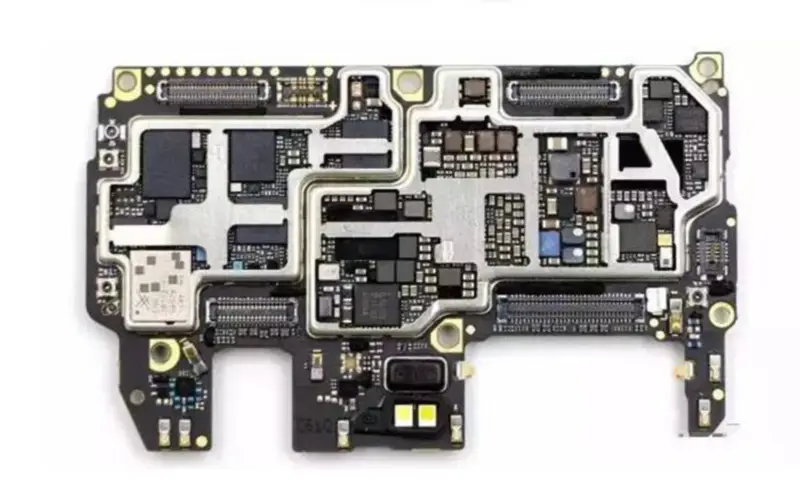 Płyta główna Huawei P10 odblokowana za pomocą chipów