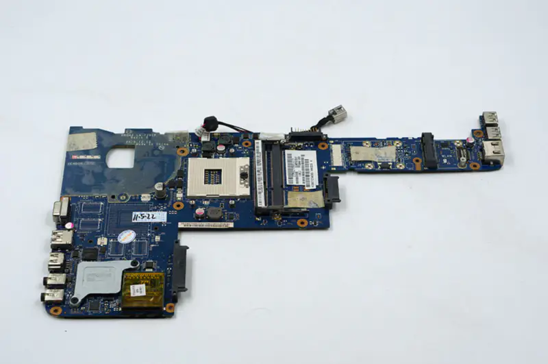 Płyta główna Toshiba P745 K000125740 LA-7101P