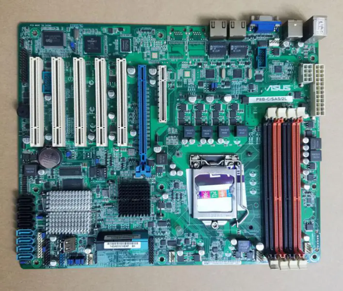 Płyta główna Asus P8B-C/SAS/2L Server XEON E3 SAS2008