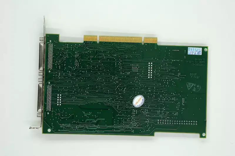 NI PCI-7344 4-osiowy sterownik krokowy/serwomechanizmu PCI
