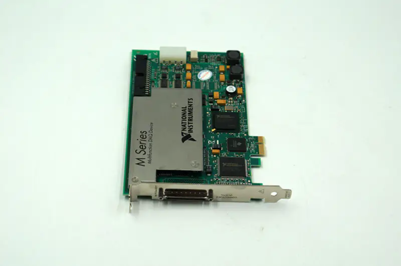 Karta NI PCIE-6251 DAQ