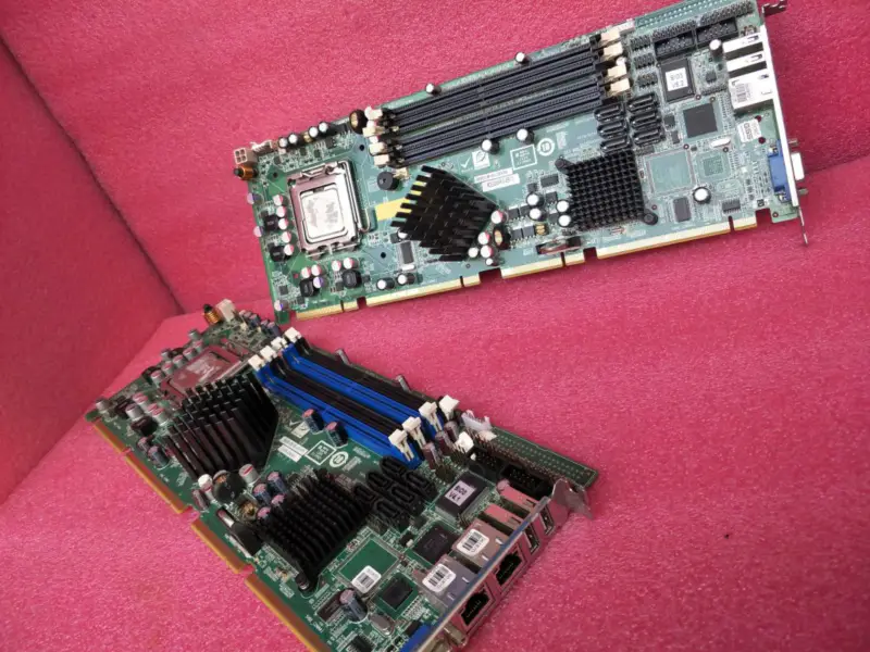Przemysłowa płyta główna IEI PCIE-Q350-R13 Rev1.3