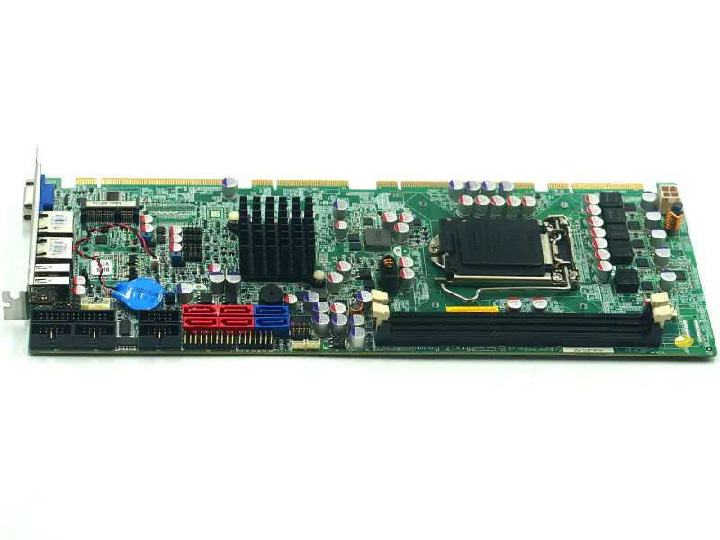 Płyta główna IEI PCIE-Q670-R20