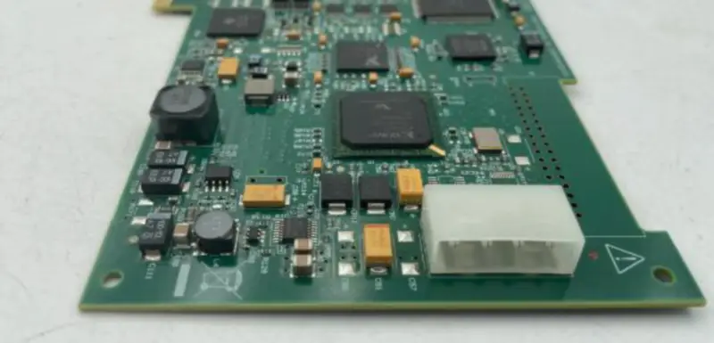 Karta NI PCIe-8255R DAQ z interfejsem 1394B