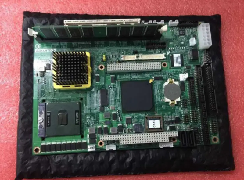 Przemysłowa płyta główna Advantech PCM-9582 REV.A1 PCM-9582F