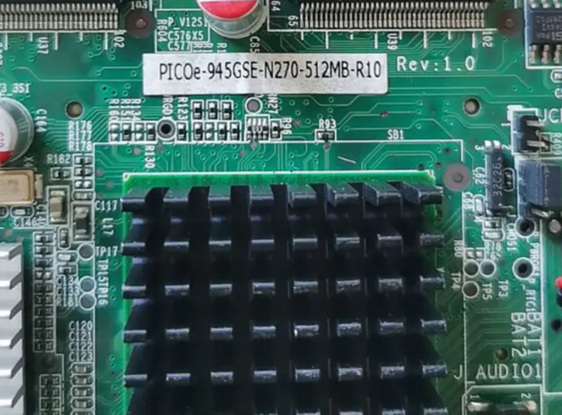 Płyta główna IEI PICOE-945GSE-N270-512MB-R10