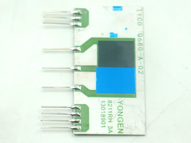 Rezystor TYCO Q680-A-02