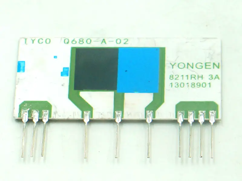 Rezystor TYCO Q680-A-02