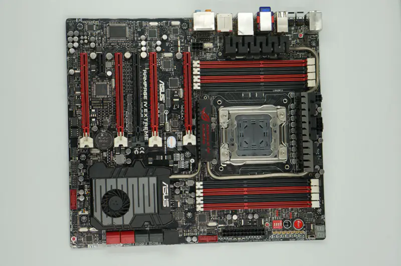 Płyta główna ASUS RAMPAGE IV EXTREME