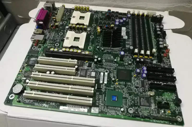 Intel SE7505VB2 604 interfejs Płyta główna do serwerów Dual Xeon
