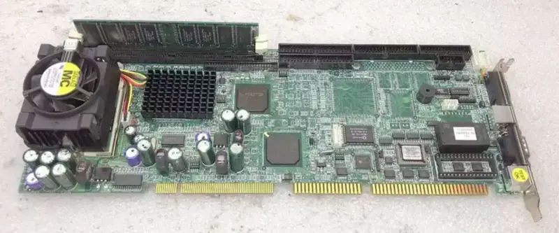 Przemysłowa płyta główna Phoenix Bios E686 Peak635V-100 Pentium III SL4Z2