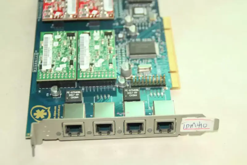 4-kanałowa analogowa karta głosowa Asterisk TDM410P z modułami FXO+FXS