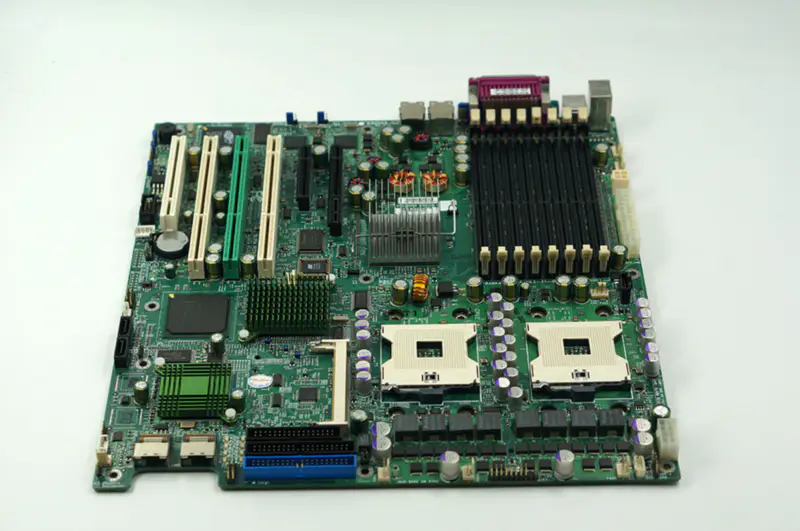 SuperMicro X6DH3-G2 8-portowa płyta główna z interfejsem SAS do serwerów RAID duplex 604