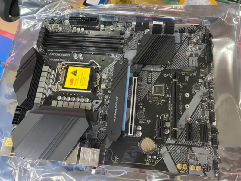 Płyta główna MSI Z490-A PRO LGA 1200 Intel Z490 PCI-E 3.0 M.2 DDR4 128GB ATX