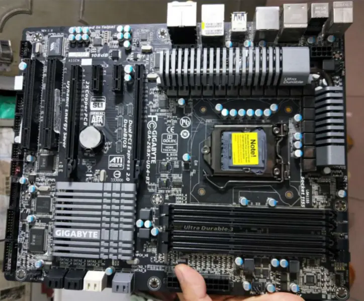 Gigabyte GA-Z68XP-UD4-B3 Płyta główna Z68XP-UD4 Z68 LGA 1155 i3 i5 i7 DDR3 32G SATA3 USB3.0 ATX