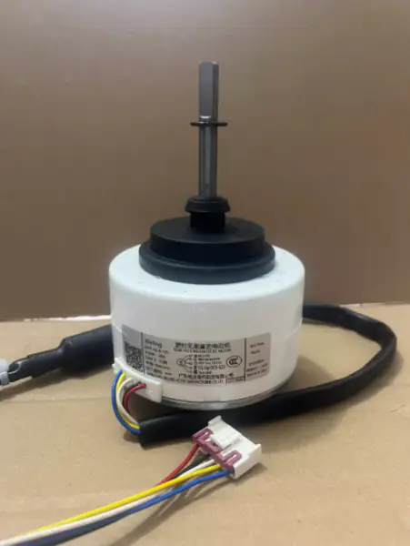 TCL Klimatyzator Jednostka wewnętrzna Silnik wentylatora DC ZKFP-45-8-105 DC310 45W 980r/min