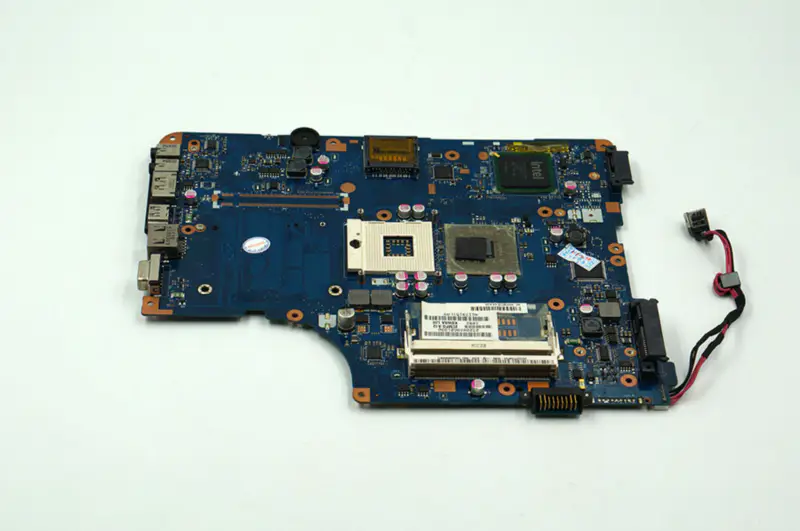 Płyta główna Toshiba L500 L550 L555 LA-4982P GM45 PGA-989